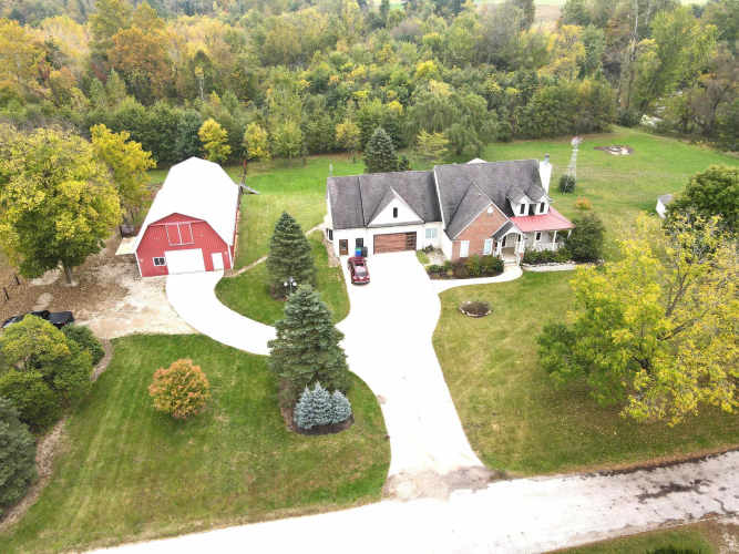 18808  Old State Rd 1  Spencerville, IN 46788 | MLS 202428113