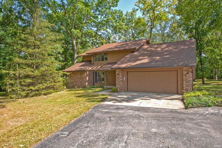 1220  Fawn Ridge Drive West Lafayette, IN 47906 | MLS 202428364