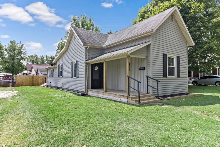 401 W Second Street Fairmount, IN 46928 | MLS 202428691