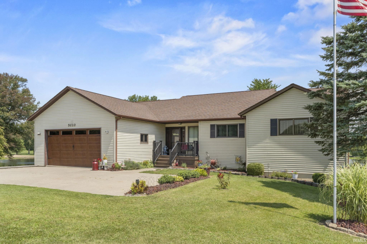 5010  Terry Lake Road Hamilton, IN 46742 | MLS 202429836