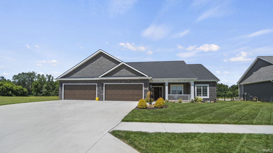 5279  Greyson Heights Drive Auburn, IN 46706 | MLS 202430533