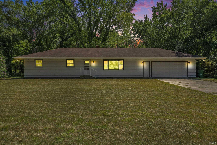 25210  Fillmore Road South Bend, IN 46619-4557 | MLS 202430733