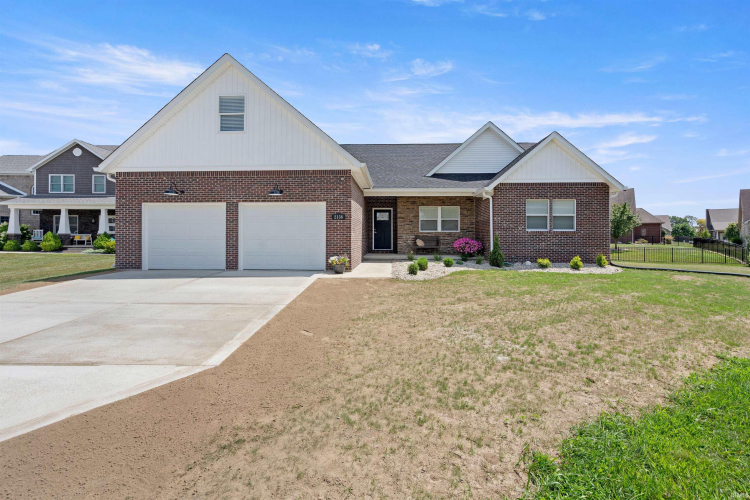 2136  FOXFIRE Lane Kokomo, IN 46902 | MLS 202431071