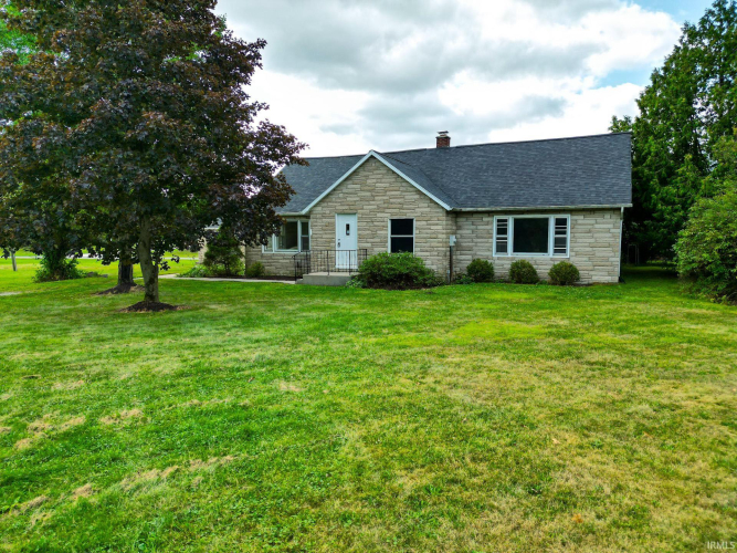 5208  Hursh Road Fort Wayne, IN 46845 | MLS 202431692