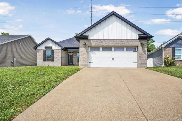 2112  Bremmerton Drive Evansville, IN 47711 | MLS 202431701