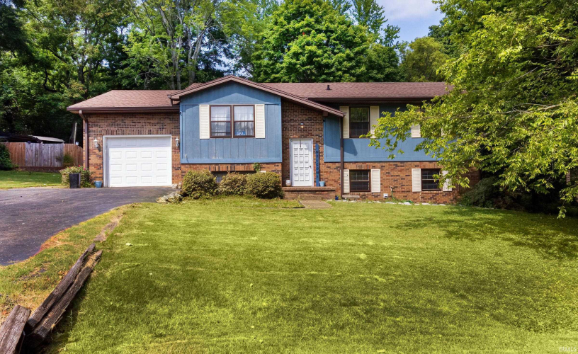 2417  Trail Drive Evansville, IN 47711 | MLS 202431728