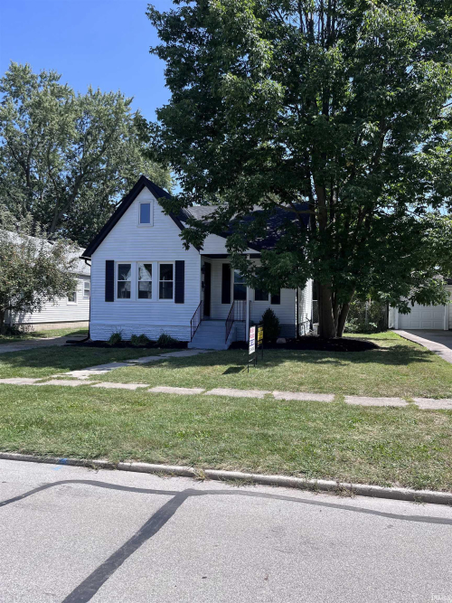 810 S Indiana Avenue Auburn, IN 46706-2851 | MLS 202432266