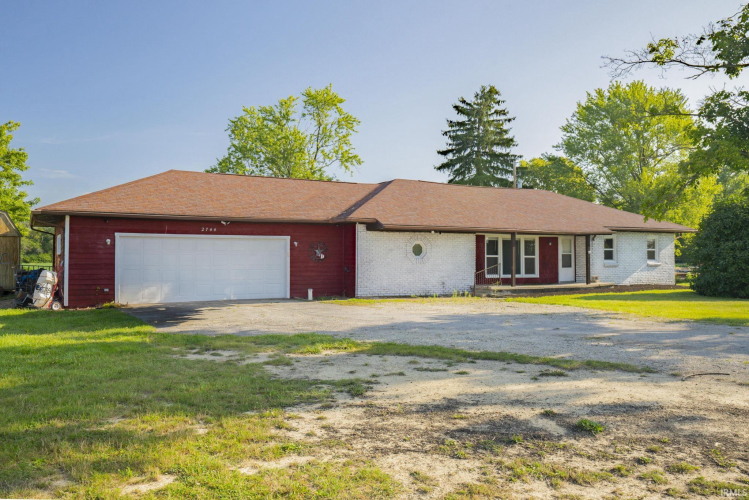 2744 W Harreld Road Marion, IN 46952-9407 | MLS 202432512