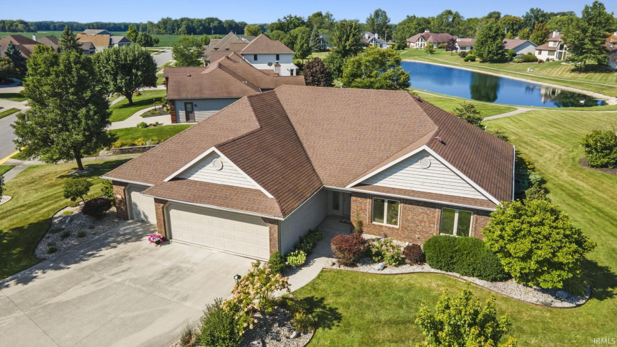 1040  Twin Lakes Drive Decatur, IN 46733 | MLS 202432523