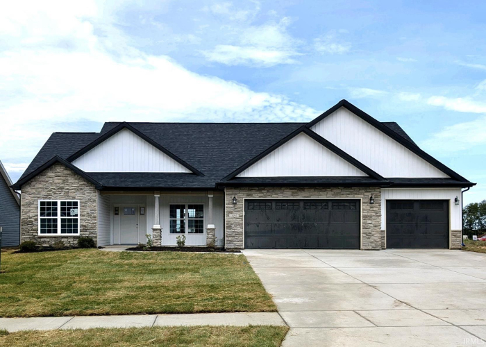 3494  Collier Drive Lafayette, IN 47905 | MLS 202432957