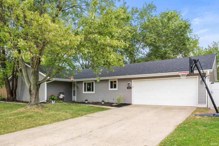 4208 W Nightingale Way Muncie, IN 47304 | MLS 202433352