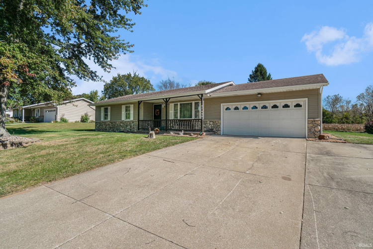 57430  County Road 27 Road Goshen, IN 46528 | MLS 202433535