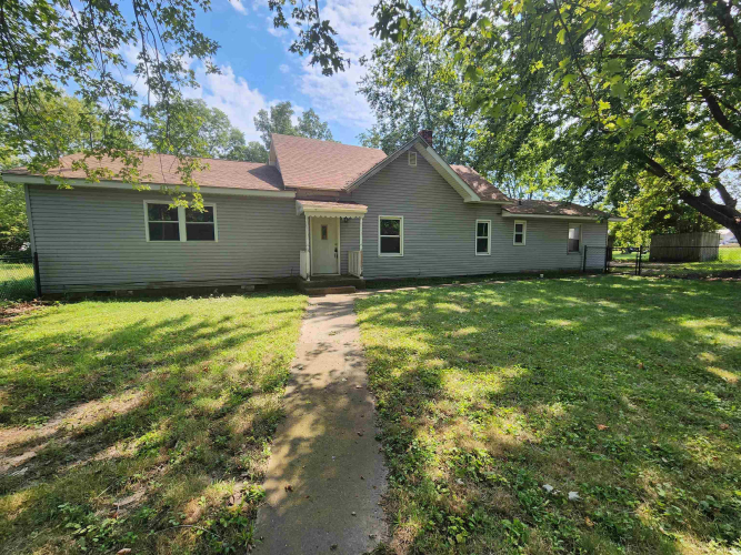 1107 S Clinton Avenue Alexandria, IN 46001 | MLS 202433671