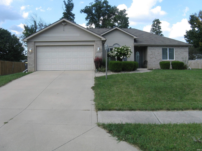 8319  Grand Forest Drive Fort Wayne, IN 46815 | MLS 202433822