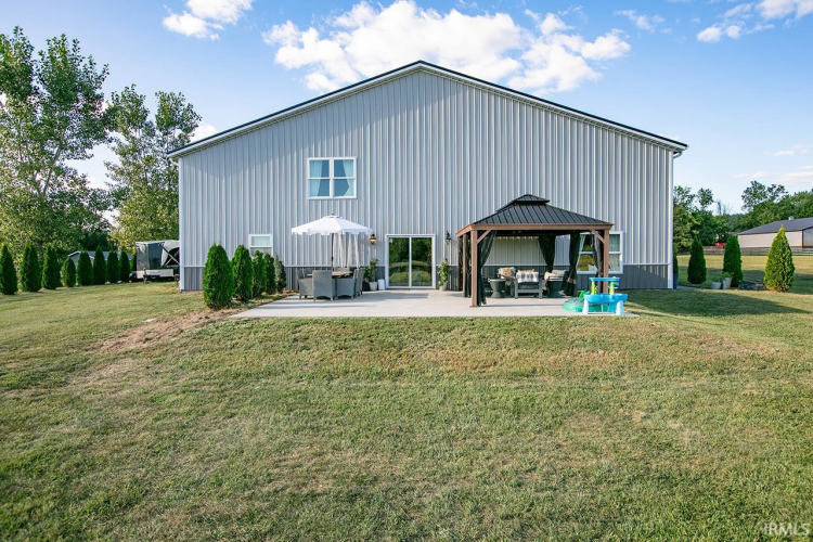 16084  County Road 20  Goshen, IN 46528-6737 | MLS 202433916