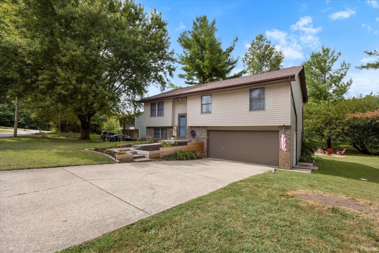 3539 W Springwood Court Bloomington, IN 47404 | MLS 202433942