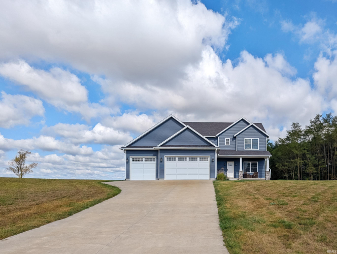 11608  Maple Ridge Drive Middlebury, IN 46540 | MLS 202434116