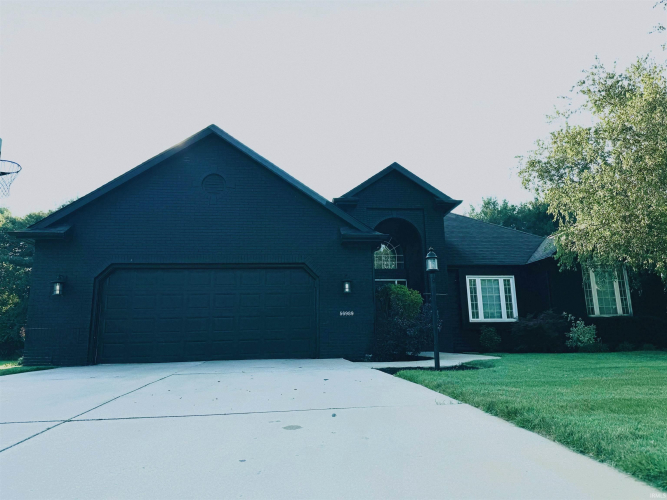 56989  Coppergate Drive Elkhart, IN 46516 | MLS 202434850