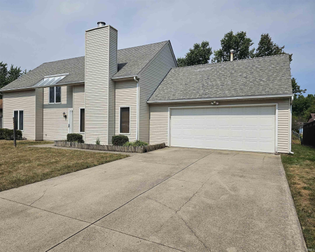 5917  LORMAN Court Fort Wayne, IN 46835-2537 | MLS 202435121