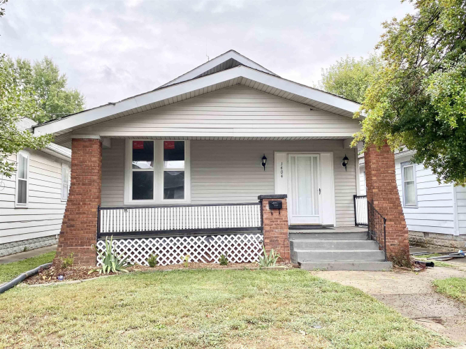 1404 S Bedford Avenue Evansville, IN 47713 | MLS 202435452