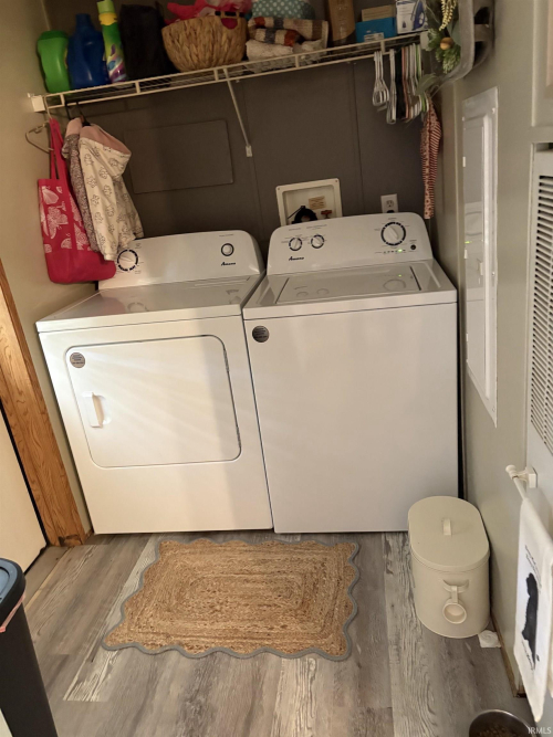 Listing Image 16