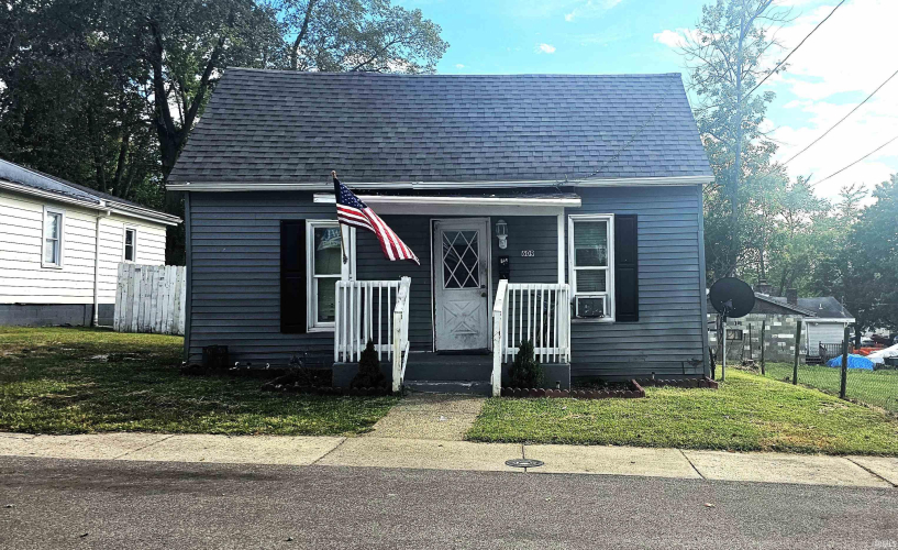 609 E Walnut Street Boonville, IN 47601 | MLS 202435549