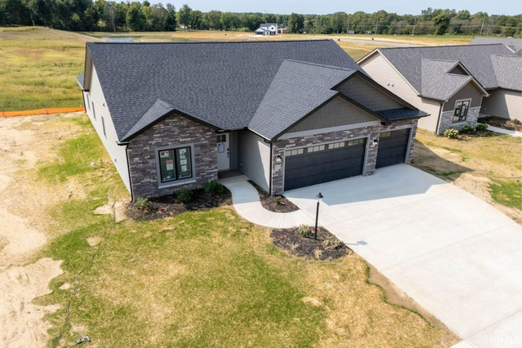 150  Wagon Wheel Drive Warsaw, IN 46580 | MLS 202435558