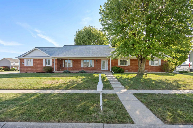 2922  Whitehouse Drive Kokomo, IN 46902 | MLS 202435589