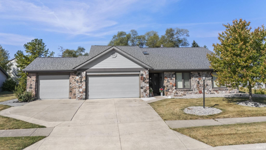 10531  Bay Bridge Road Fort Wayne, IN 46845 | MLS 202435762