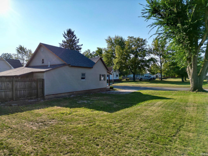 Listing Image 21