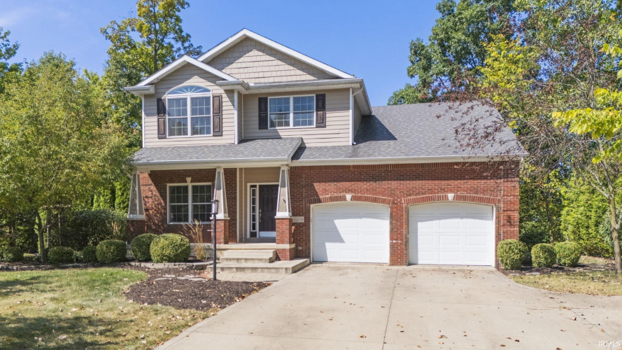 8209  Fieldcrest Court Fort Wayne, IN 46825 | MLS 202436003