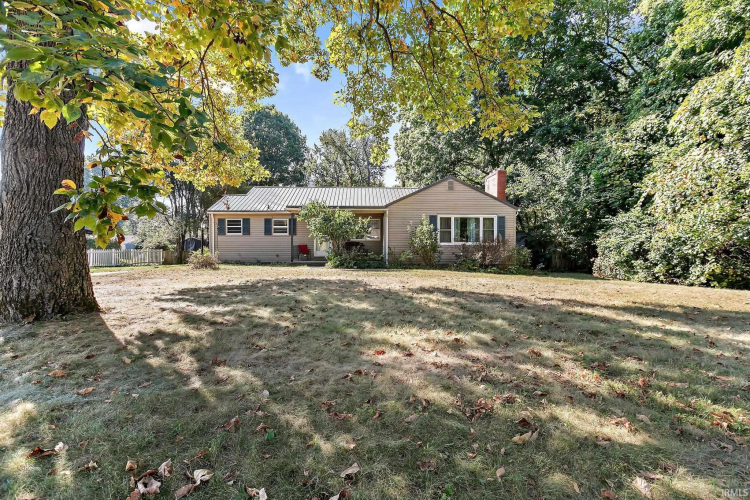 17162  Linda Street South Bend, IN 46637 | MLS 202436125