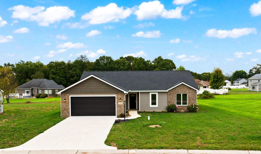 54130  Angeline Drive Bristol, IN 46507 | MLS 202436160