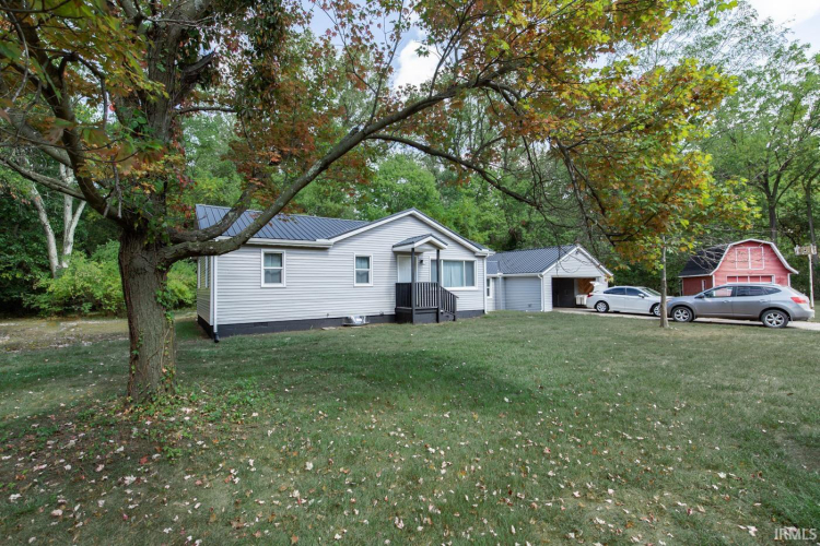 24721  Perkins Avenue Elkhart, IN 46516-5751 | MLS 202436215