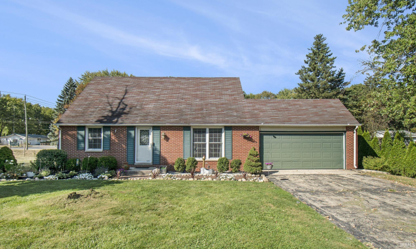 26423  Cottage Avenue Elkhart, IN 46514 | MLS 202436325