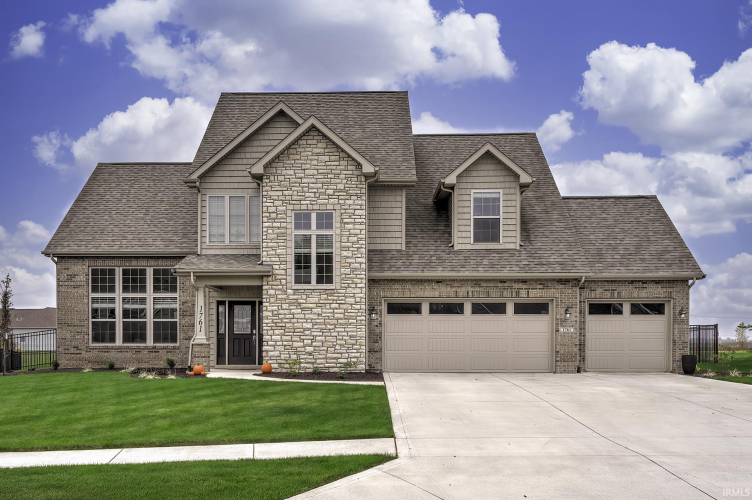 1761  Talons Reach Cove Fort Wayne, IN 46845 | MLS 202436402