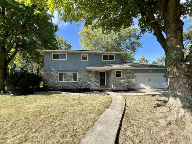 3703  Robin Drive Kokomo, IN 46902 | MLS 202436669