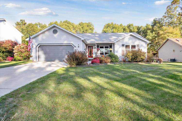 53552  Sweetspire Trail Elkhart, IN 46514 | MLS 202436818