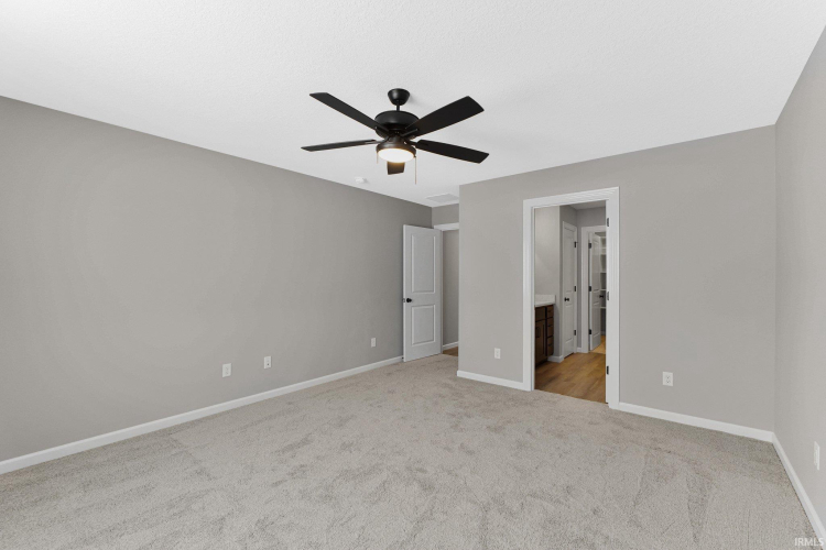 Listing Image 27