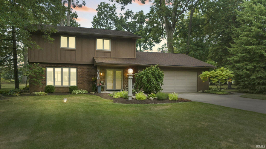 8030  Twin Oaks Drive Fort Wayne, IN 46816 | MLS 202437025