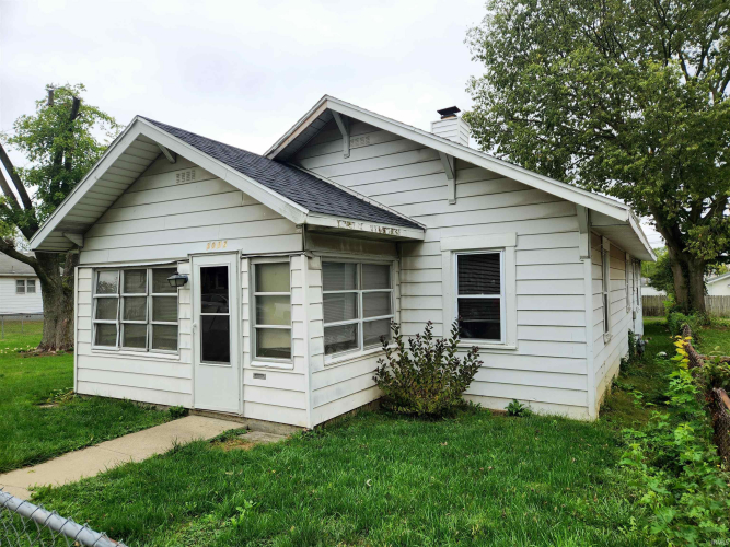 3012 S Vine Street Muncie, IN 47302-5237 | MLS 202437911