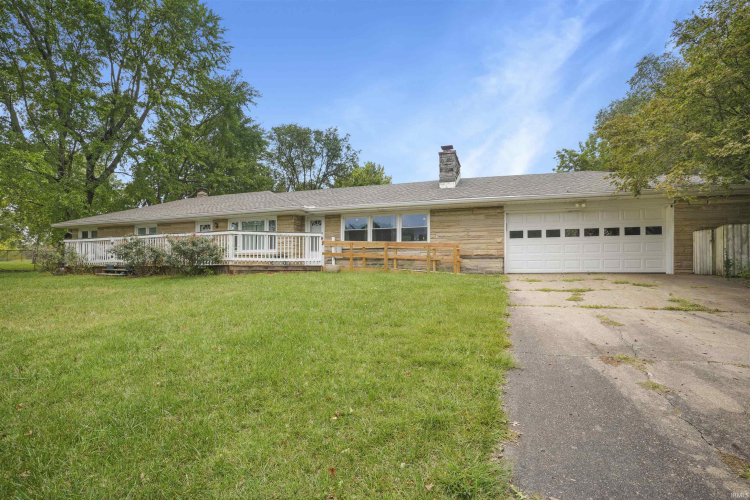 7221  Middle Mount Vernon Road Evansville, IN 47712 | MLS 202438035