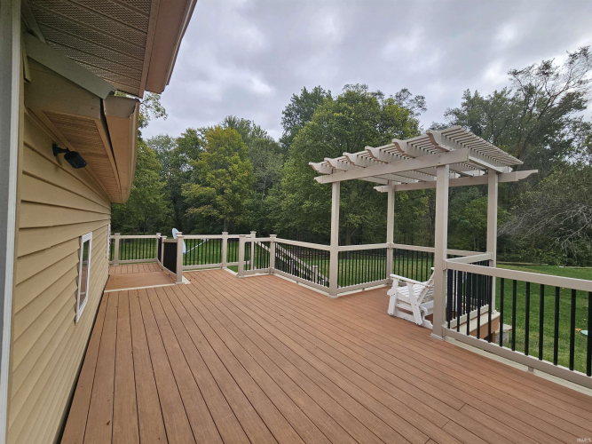 Listing Image 6
