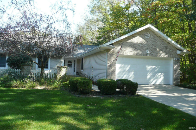 51990  Wembley Drive South Bend, IN 46637-2137 | MLS 202438596