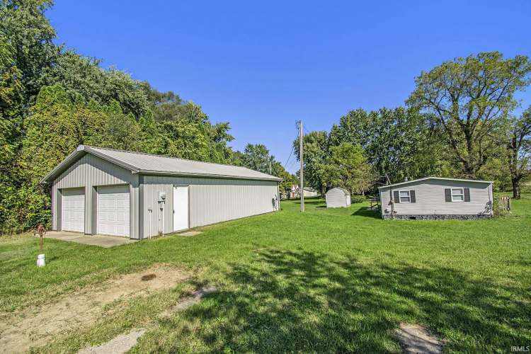 320 S Bradford Street Atwood, IN 46502 | MLS 202438655