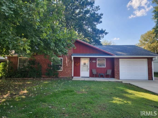 1831  Chickasaw Drive Evansville, IN 47715 | MLS 202438816