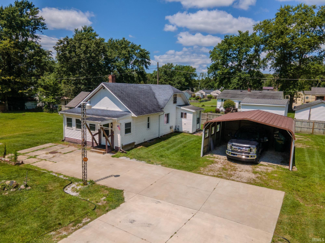 19923  Oakdale Avenue South Bend, IN 46637 | MLS 202438825