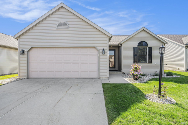 1512  Clover Creek Lane Goshen, IN 46526 | MLS 202439053