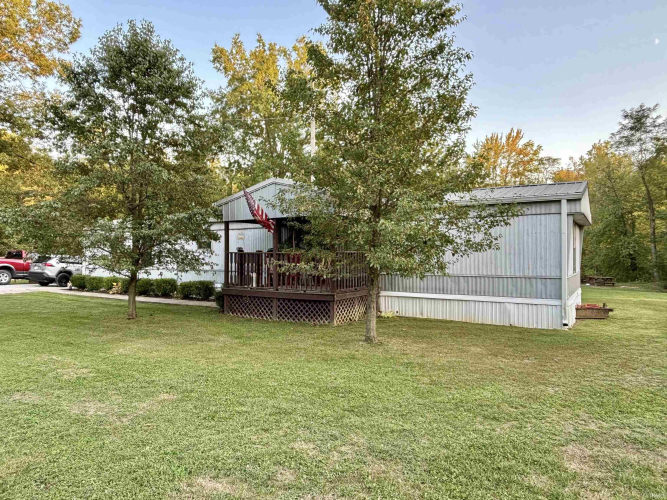 10825 W 185 N  Linton, IN 47441 | MLS 202439299