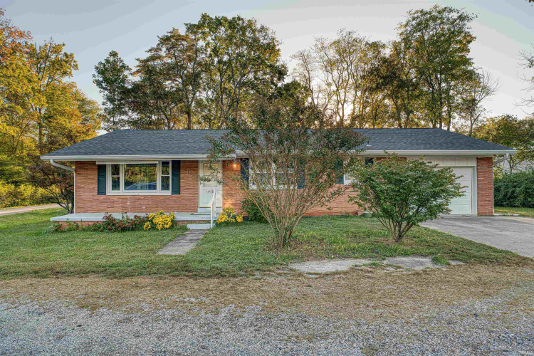 455  Degonia Road Boonville, IN 47601 | MLS 202439449